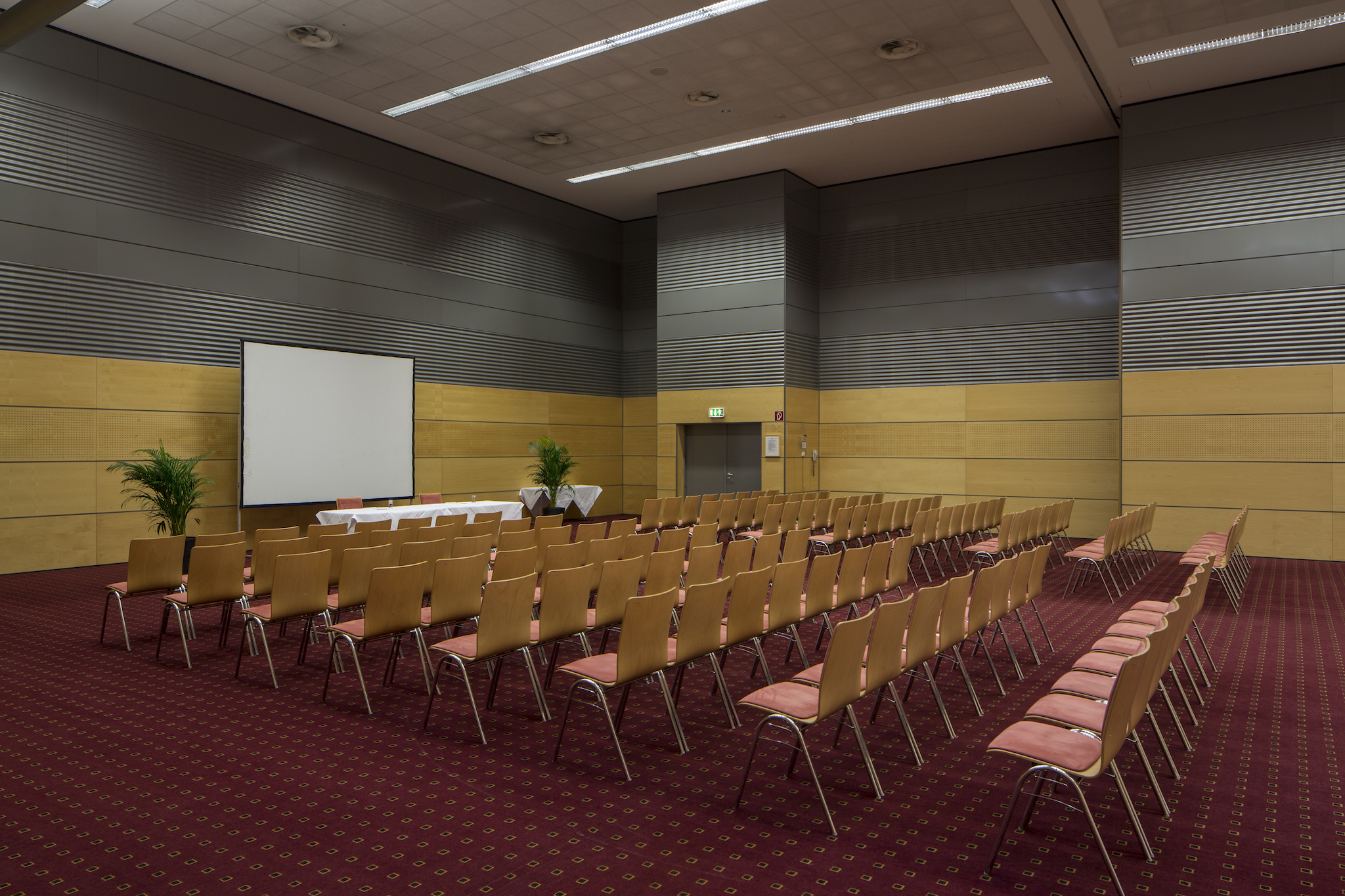 Seminar room Europa Saal 6 |  Eventhotel Pyramide in Vienna